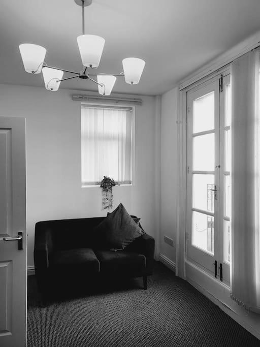 Apartament High Street, 2 Bed, Newly Refurb Leamington Spa Zewnętrze zdjęcie